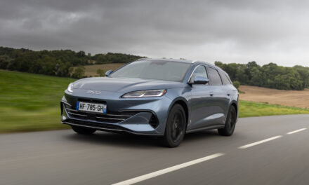 BYD announces pricing and specification for new SEAL 6 DM-i Saloon and Touring