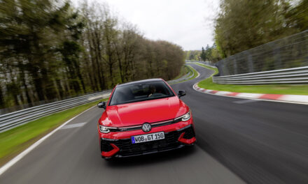 Anniversary Volkswagen Golf GTI EDITION 50 – available in the UK from 15 January