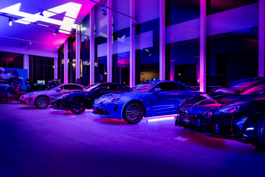 Alpine grows UK presence with new brand experience dealership in Edinburgh