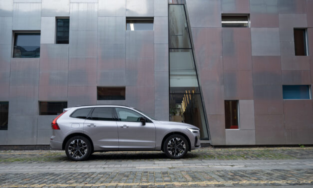 Volvo Car UK and BASF Coatings UK Ltd sign three-year partnership