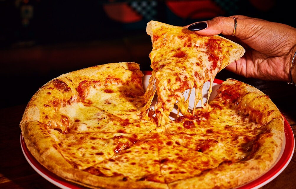 Frankie & Benny’s launches new All-Inclusive feast with 90 minutes of unlimited pizza, pasta, sides and soft drinks for just £19.95